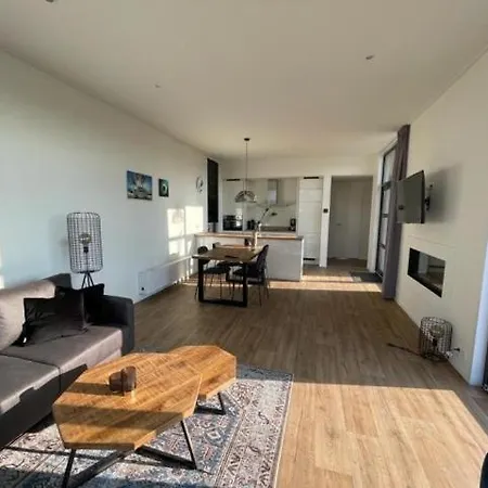 Marina Strandbad Aan Het Mit Zaun Haus Nr 133 Holiday home Olburgen