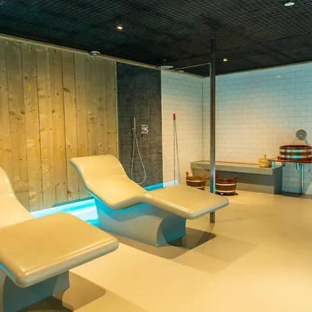 Marina Strandbad Aan Het Mit Zaun Haus Nr 133 Olburgen